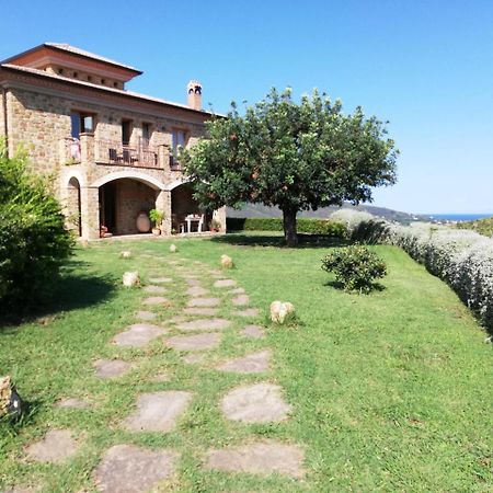 Sulle Onde Della Collina Villa Монтекориче Екстериор снимка