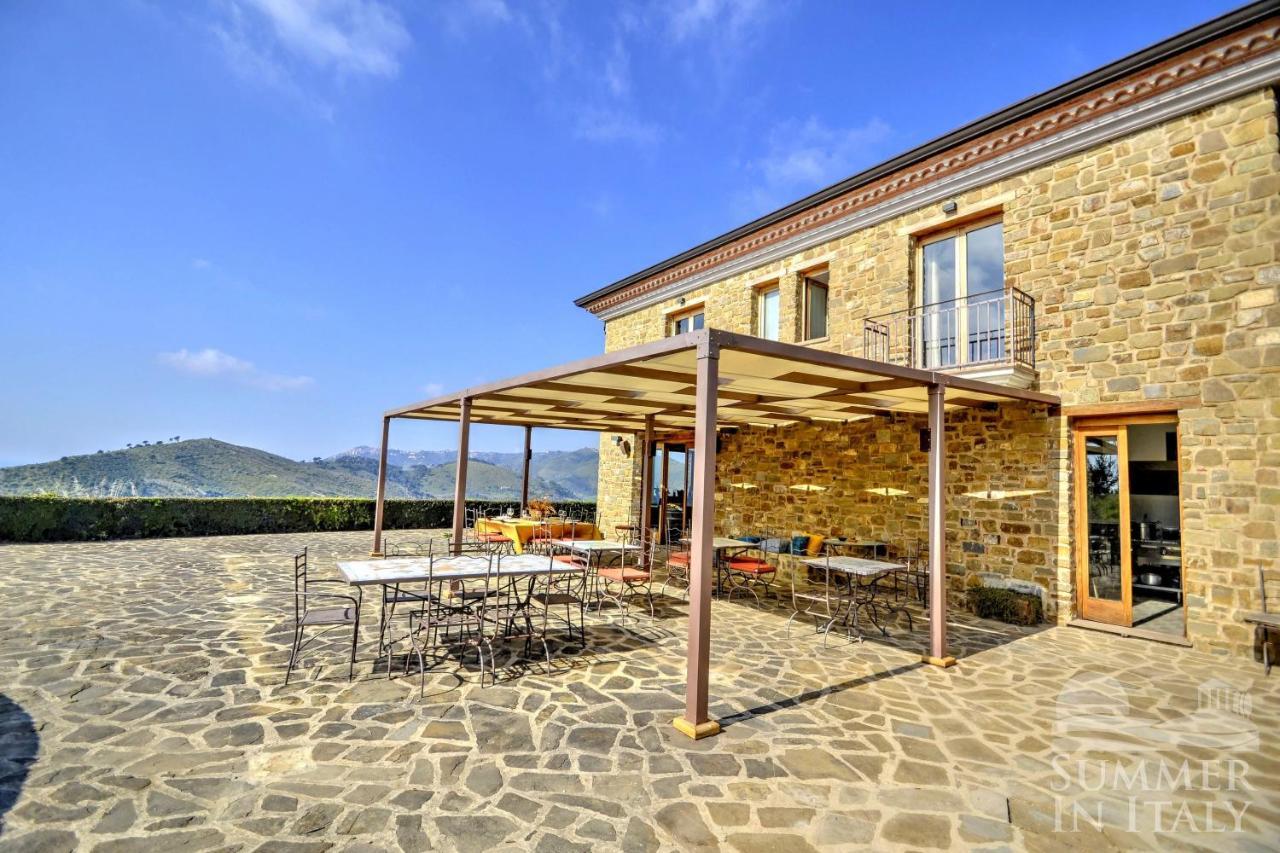 Sulle Onde Della Collina Villa Монтекориче Екстериор снимка